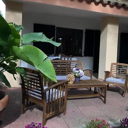 Дом отдыха I Ginepri Di Egate - Relax E Privacy Форте-Вилладж
